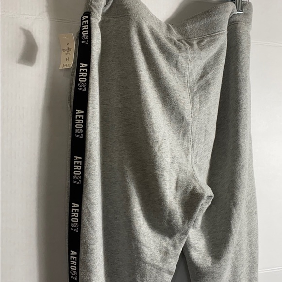 NWT..AERO JOGGER SWEATPANTS - Picture 5 of 8